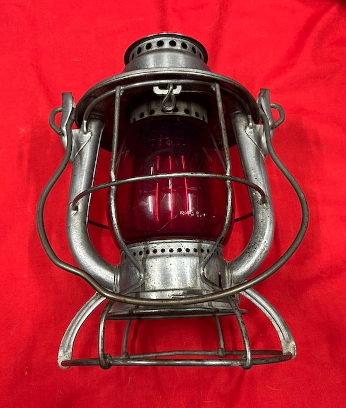 Dietz Watchman Railroad Oil Lantern - Black/Gold Trim for