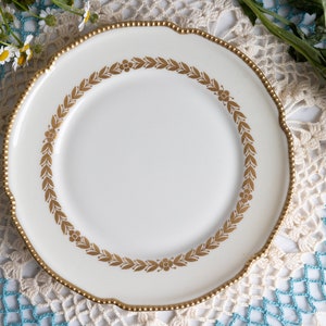 Platos de almuerzo con diseño Castleton Laurel: elegancia atemporal para su mesa