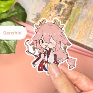 Niedliche Genshin Aufkleber | Yae Miko Aufkleber Genshin Auswirkungen Aufkleber Süß Aufkleber Wasserdichter Aufkleber Holografischer Aufkleber Videospiel Aufkleber Anime