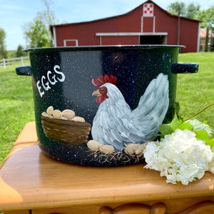 Vintage enamelware with CHICKEN on nest, painting, Blue and white speckle granite ware soup pot, rooster decor, country farmhouse enamel