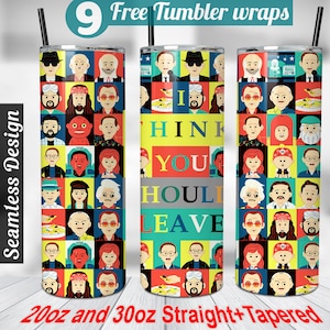 Pode incluir: Nove embalagens de copo grátis com um design pixelado colorido de vários personagens. O texto "I think you should leave" é exibido na embalagem do copo do meio.