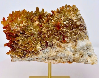 Quartz with Limonite