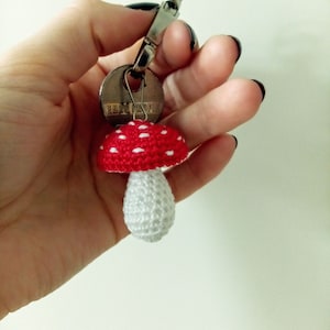 Fly agaric keychain