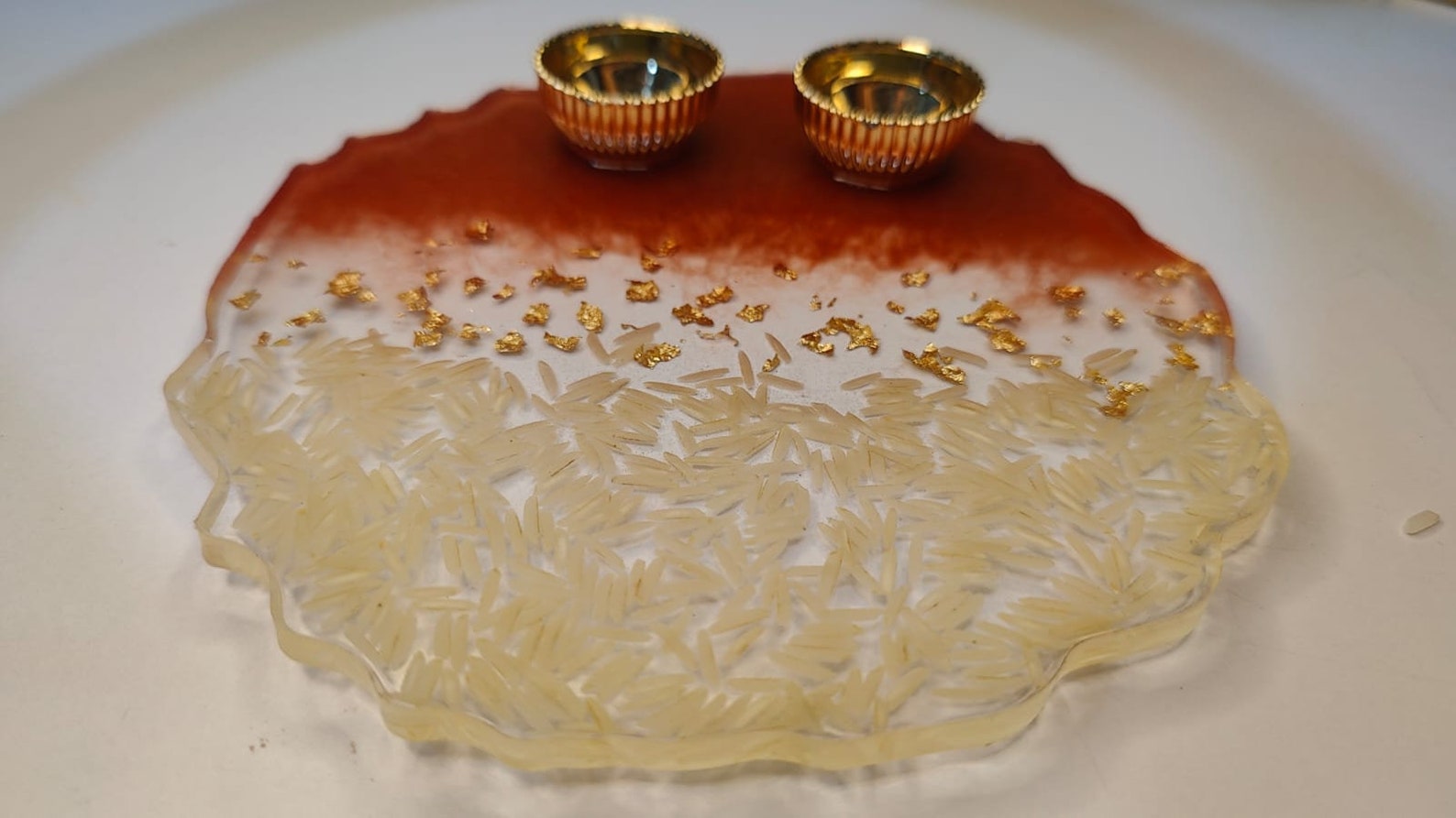 Beautiful Designed Epoxy Resin Rakhi Plate , Unique Resin Art for Home ...