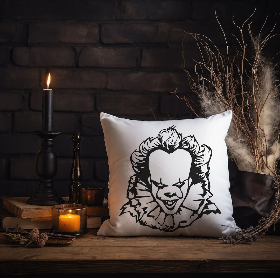 Horror Movie Fan Pillow, Pennywise Fan Pillow, Pillow With IT, Pillow ...