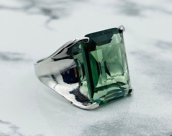 925K Sterling Silver Ring: Light Green Emerald Stone, Women's Jewelry