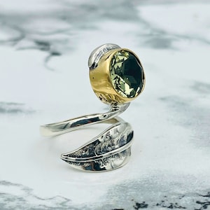 925K Sterling Silver Alexandrite Stone Women Ring, Ladies Silver Ring, Alexandrite Stone Ring, Vintage Leaf Detail Ring, Gift For Women
