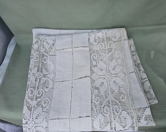 Antique crocheted tablecloth, handmade, 160 x 200 cm