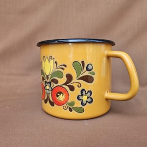 Enamel milk pot, enamel jug