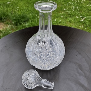 Beautiful liquor bottle-hard liquor-crystal glass carafe-cut glass-heavy