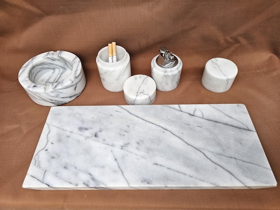 cigarette marble Look Plastic Cig. Case For King Size 12CT The perfect addition for the novice or the seasoned cigar aficionado Cigarette Case Marble Design Leather