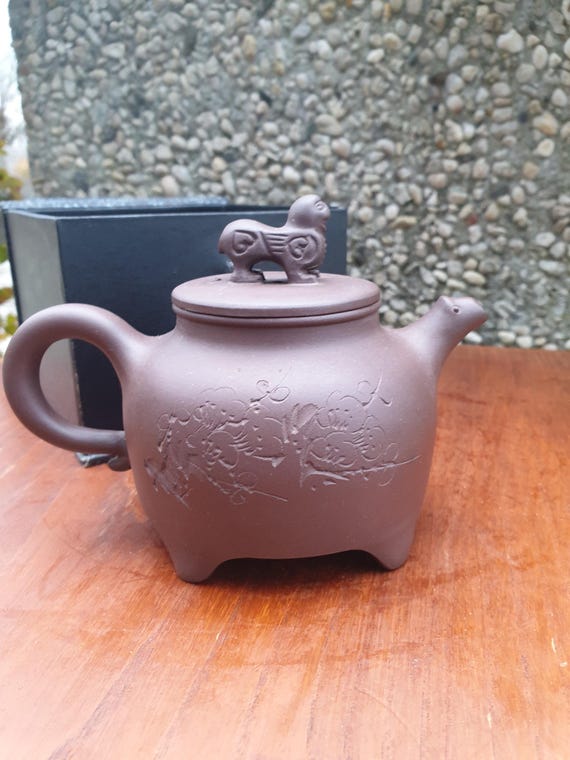 陶器製 獅子の顔 茶道具 木箱付き Chinese Yixing Zisha Clay Teapot Lion Pot Ge Taozhong 380ml