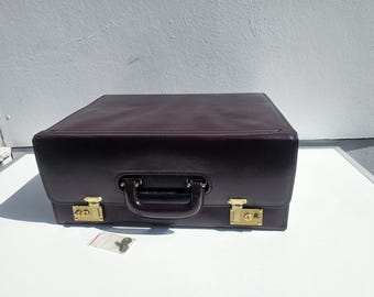 Briefcase, doctor's case, pilot's case, suitcase, retro, vintage, original, 80s, retro