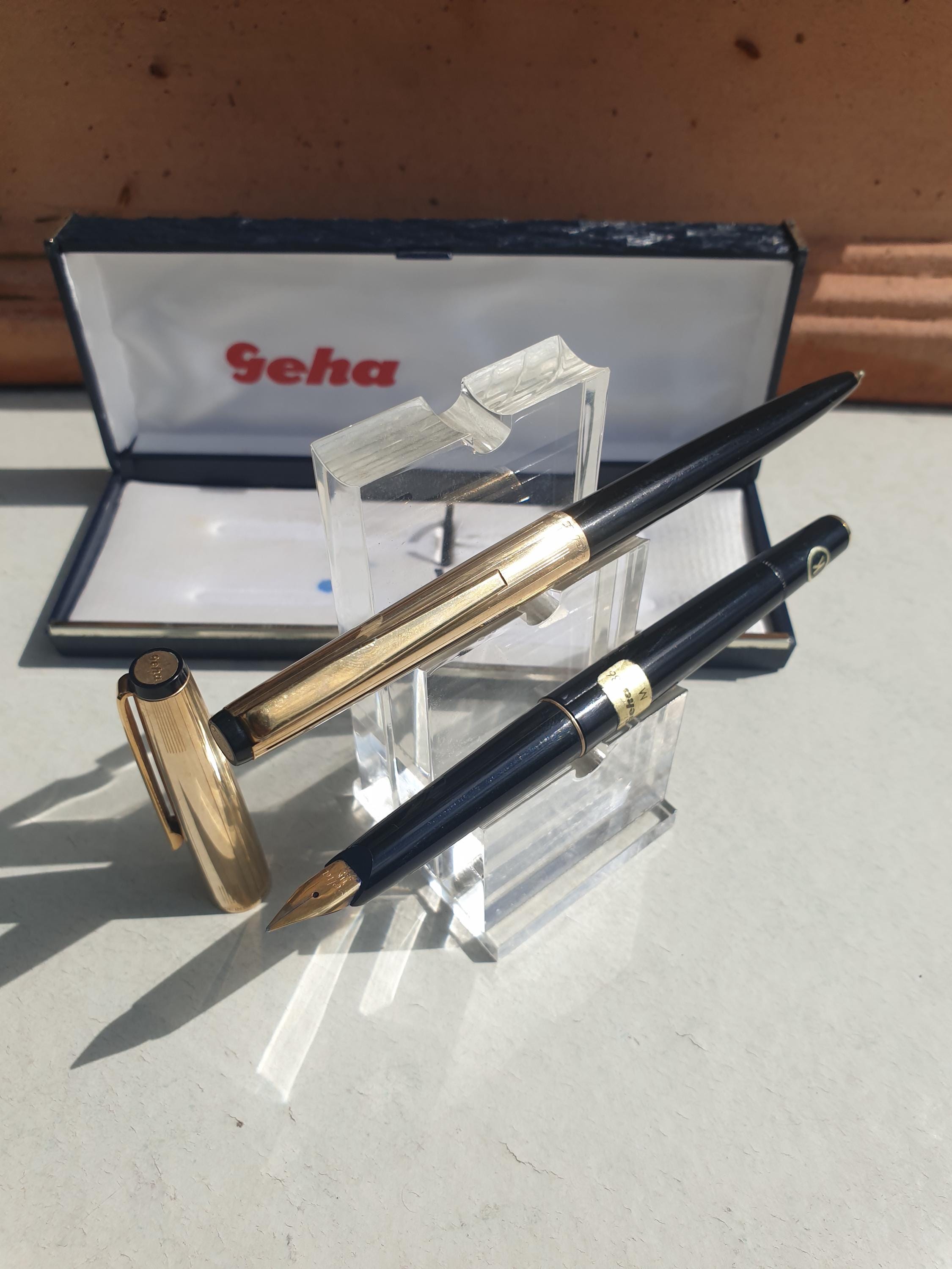 新品同様ヴィンテージ GEHA 736 万年筆 - ピストン - ブラックゴールド