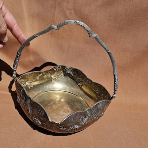 Art Nouveau handle bowl silver-plated