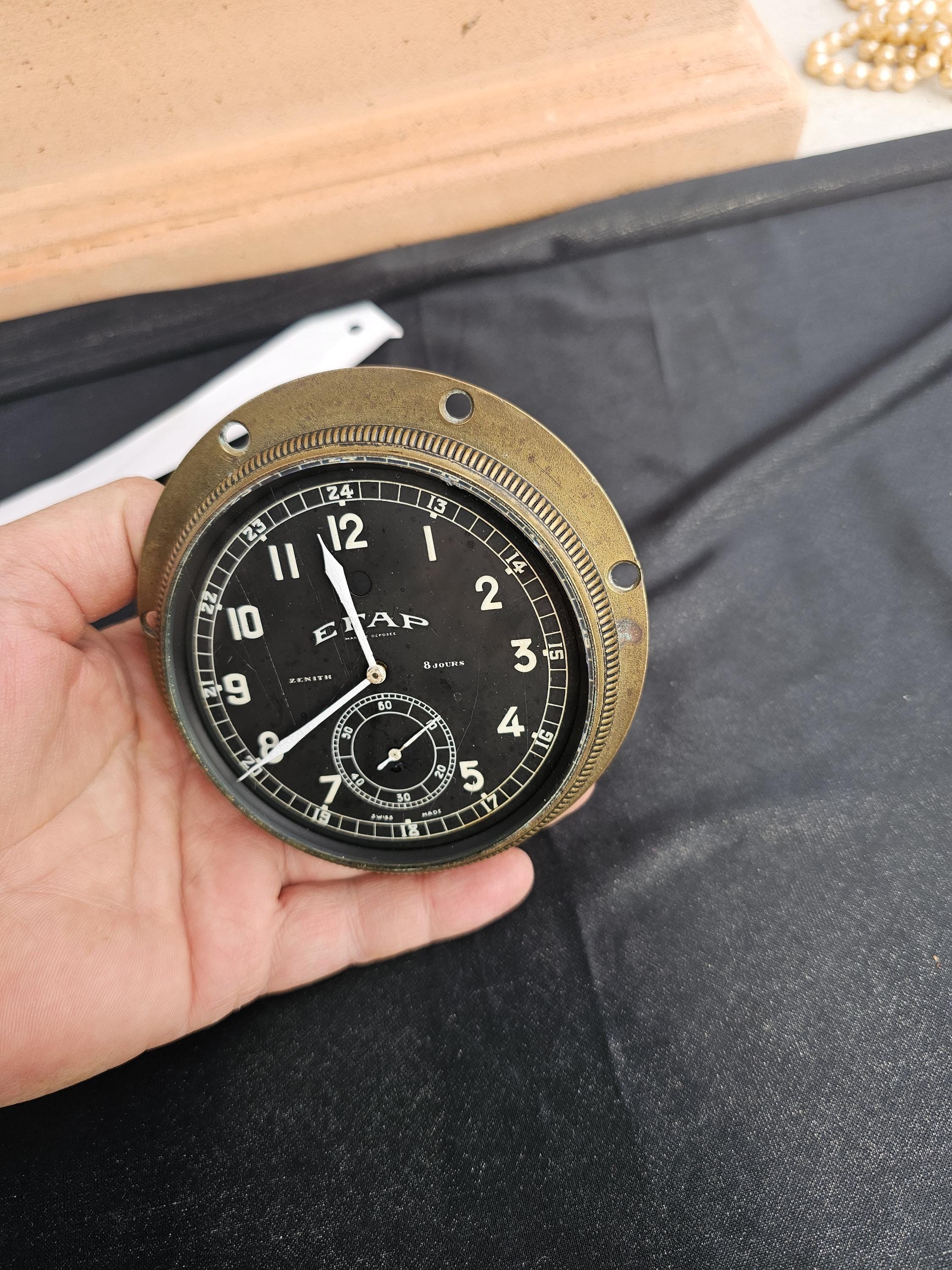Montre Zenith à Quartz à Réparer Ou Pour Pièces Détachées - Cadran Blanc Classique