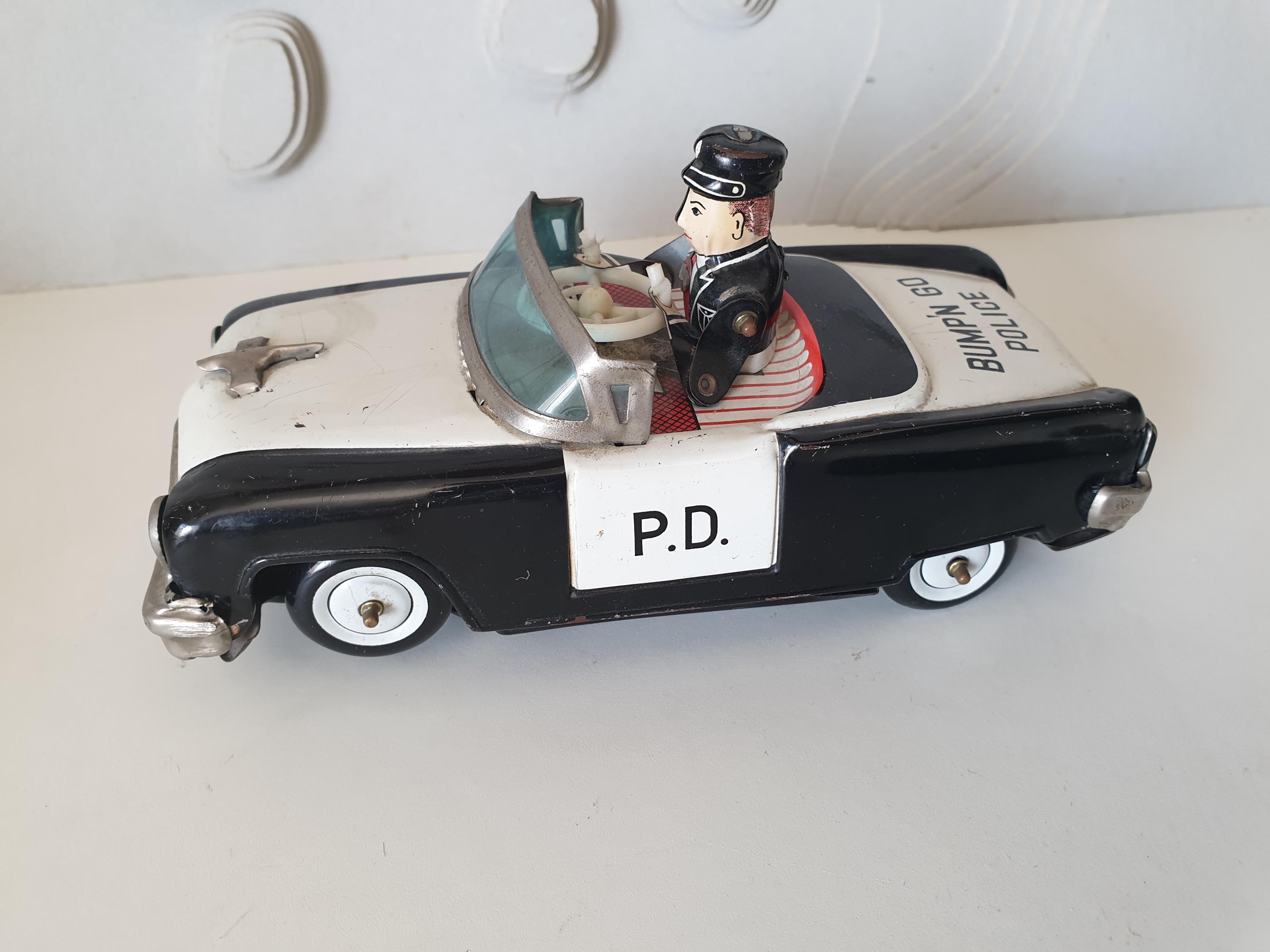 MADE IN JAPANのブリキの玩具●おじさんが運転するオールドカー● : レトロ 当時物 中村玩具製作所 ブリキ ミニカー ブリキ