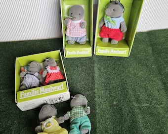 Simba Forest Families Sylvanian Family Bear Forest vintage Mole Mommy Girl Boy