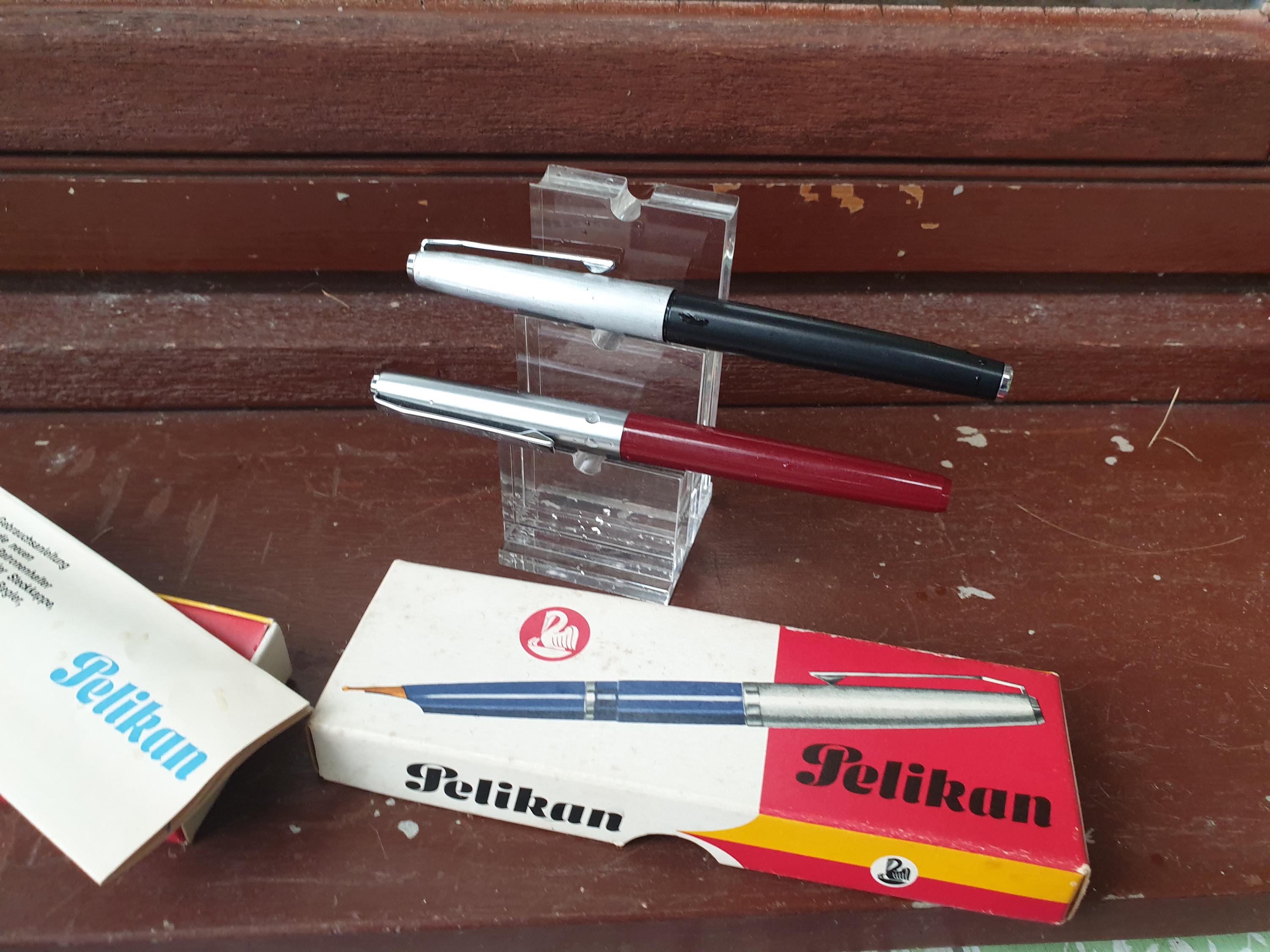 1965 - 1969 Model 2x2 Design PELIKANO Fountain Pen in Black, Red