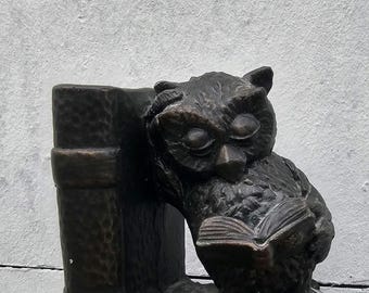 Bookend owl on books, bronze patinated