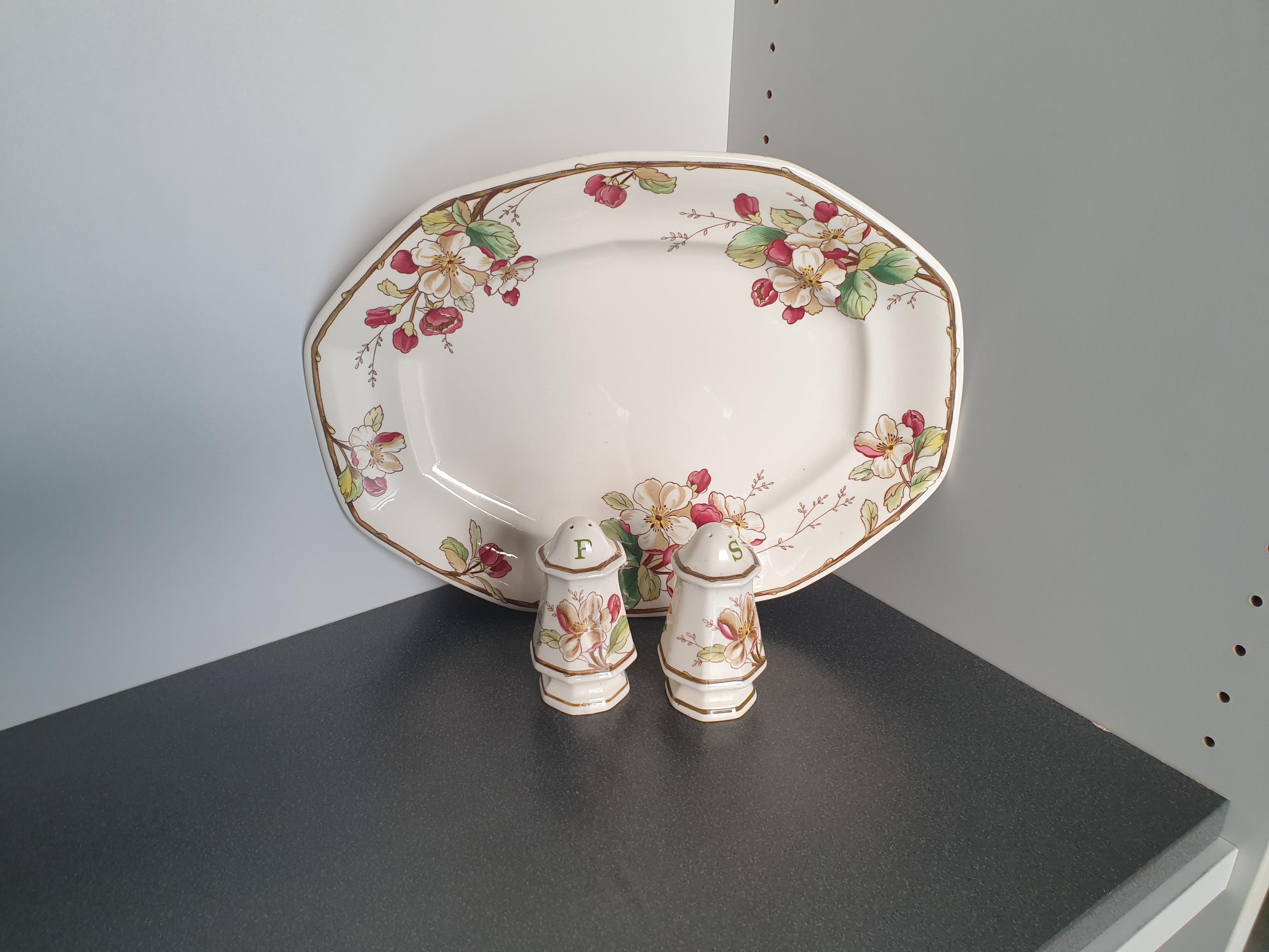 villeroy&boch　ビレロイ&ボッホ　大皿portobello ryus-select_vivo-dw0652