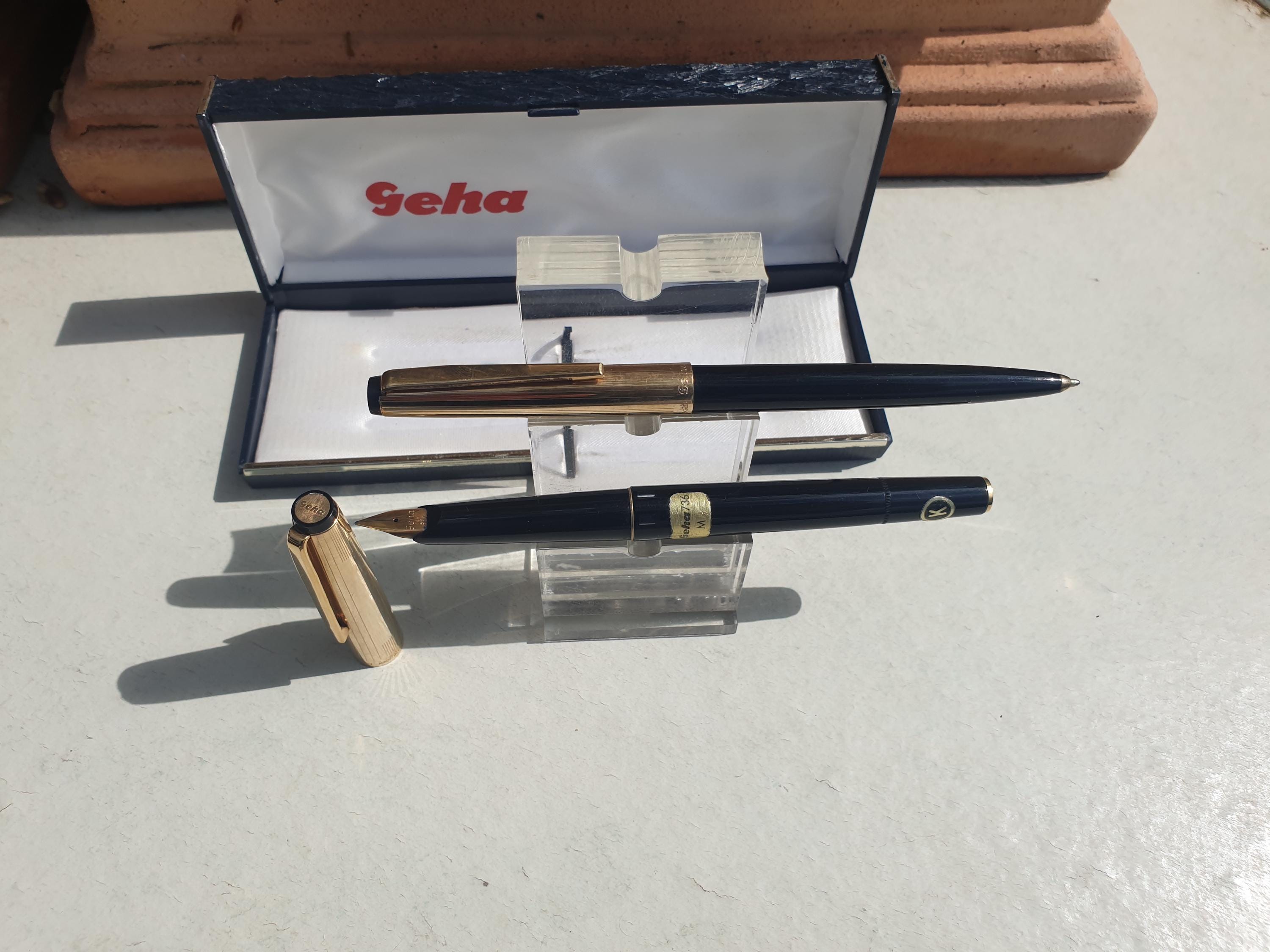 新品同様ヴィンテージ GEHA 736 万年筆 - ピストン - ブラックゴールド