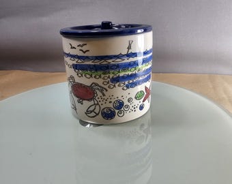 Tea caddy, porcelain, Upsala-Ekeby, Gefle. Sweden