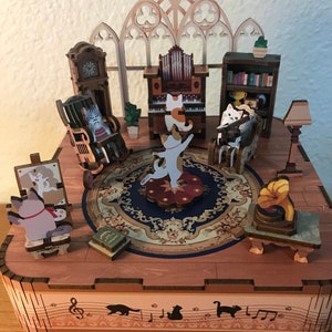 Cat Family Music Box