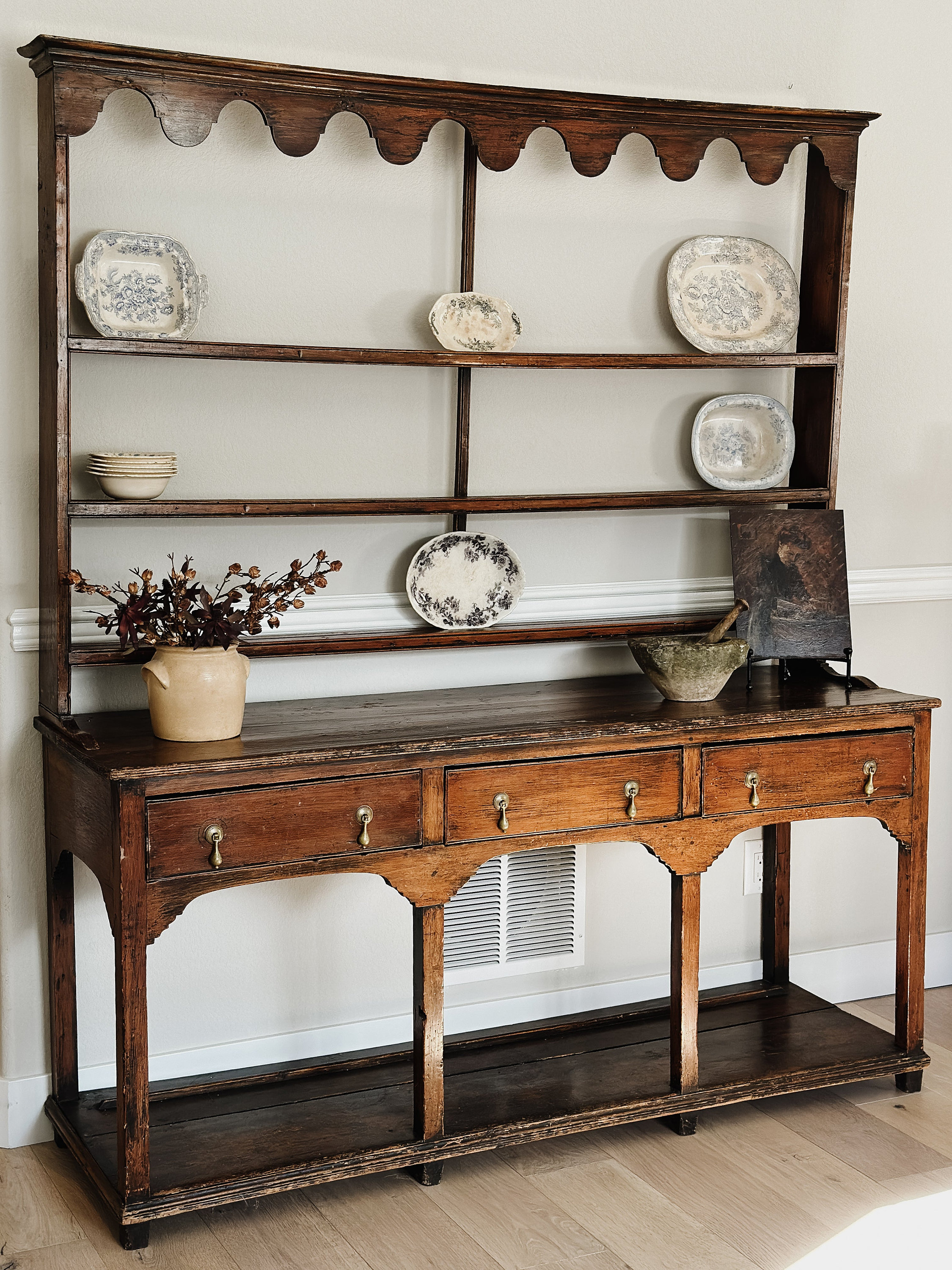 Etsy welsh clearance dresser