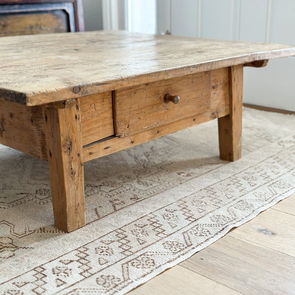 Antique Coffee Table - Etsy