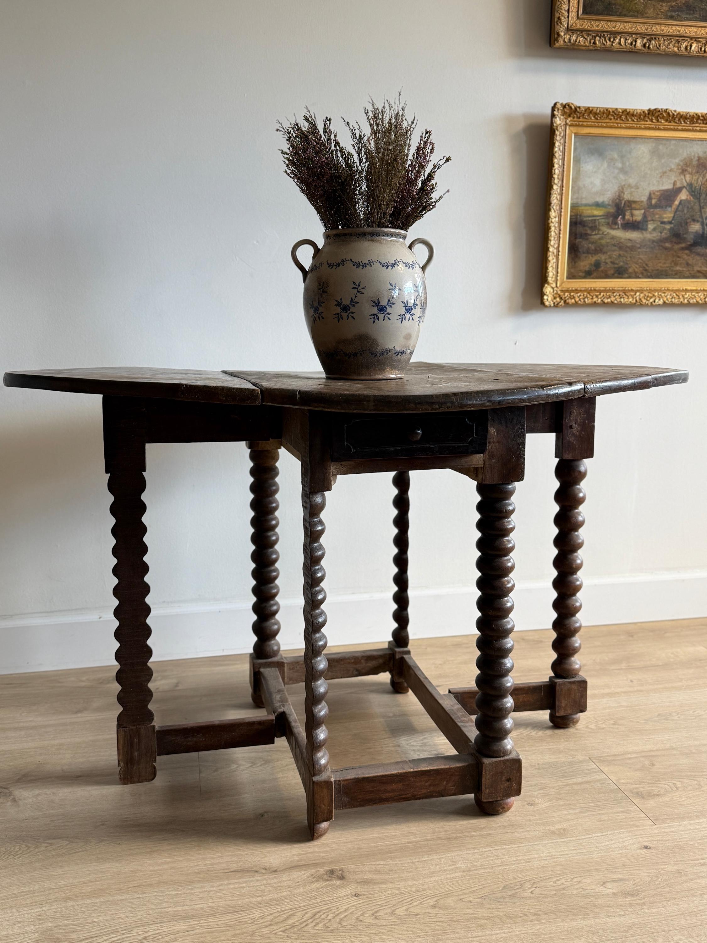 Antique Gateleg Table - Etsy