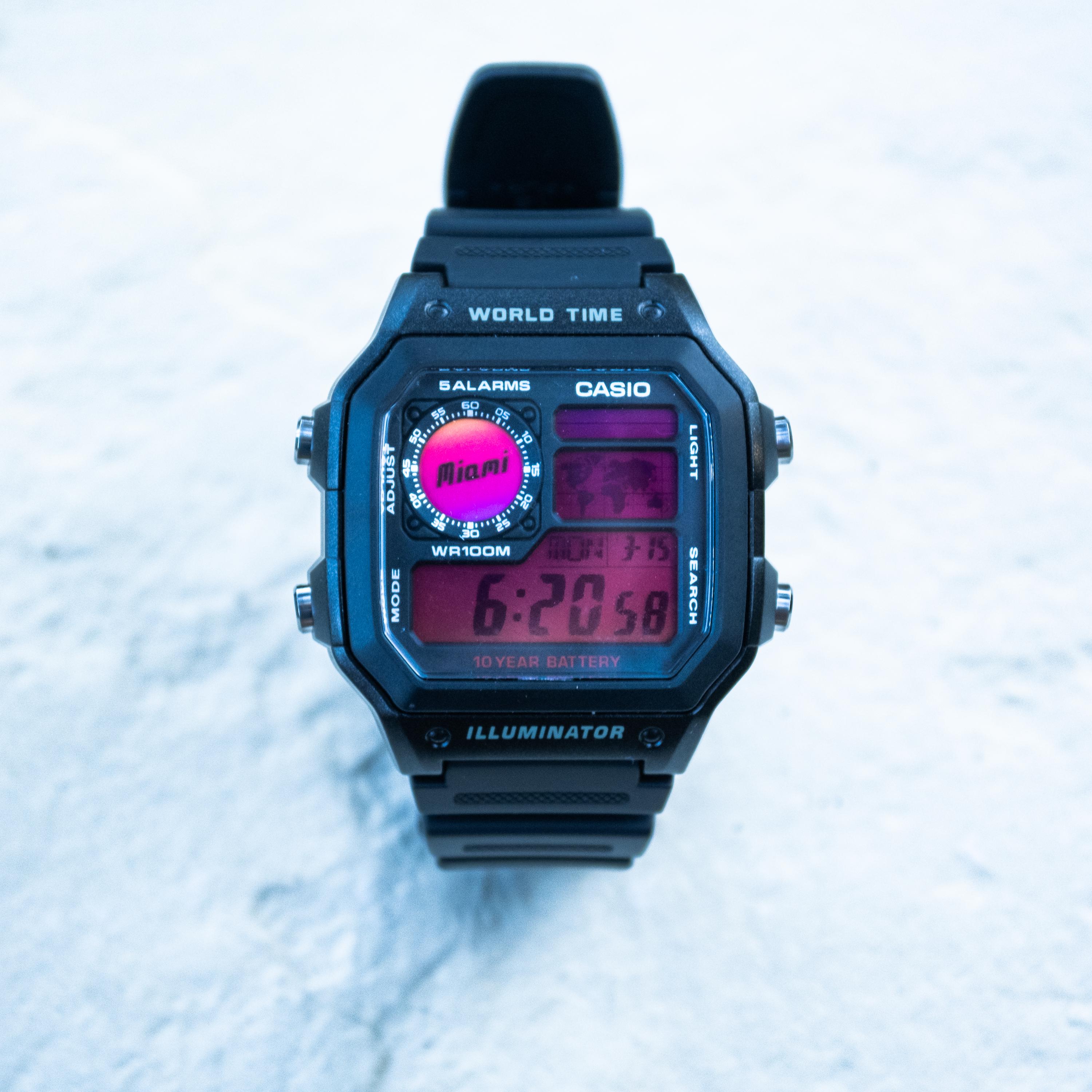 Armbanduhr Alte Casio Digitaluhr CASIO A1000D-7EF Vintage Iconic