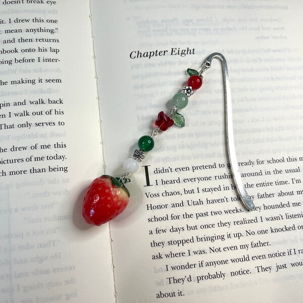 Strawberry Beaded Bookmark Hook | Handmade Bookmark | Strawberry Aesthetic | Cute, Kawaii, Aesthetic, Cottagecore | Gifts for Book Lovers