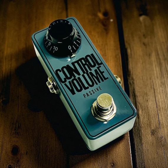 Passive Volume Control Pedal for Guitar and Bass - CONTROL VOLUME
