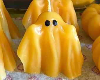 Beeswax Ghost Candle | 100% Natural Beeswax | Halloween Ghoul Candle | Unscented | Eco friendly Candle