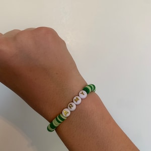 Lianna Avocado Beaded Bracelet Set  Green Clay and Gold Beads with Pe –  Shop Suey Boutique
