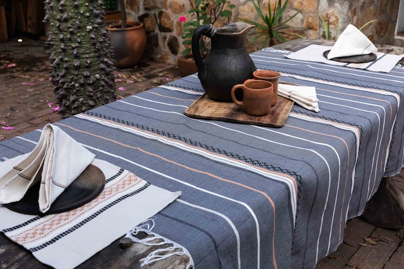 Set of Cotton Placemats and Napkins from Pueblo Nuevo Oaxaca. image 8