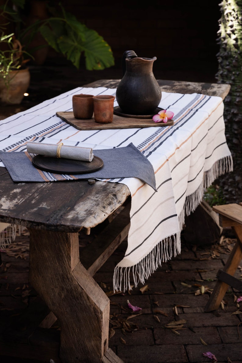 Set of Cotton Placemats and Napkins from Pueblo Nuevo Oaxaca. image 4