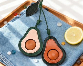 Portachiavi in pelle fatto a mano a forma di avocado - Ciondolo per borsa a forma di frutta