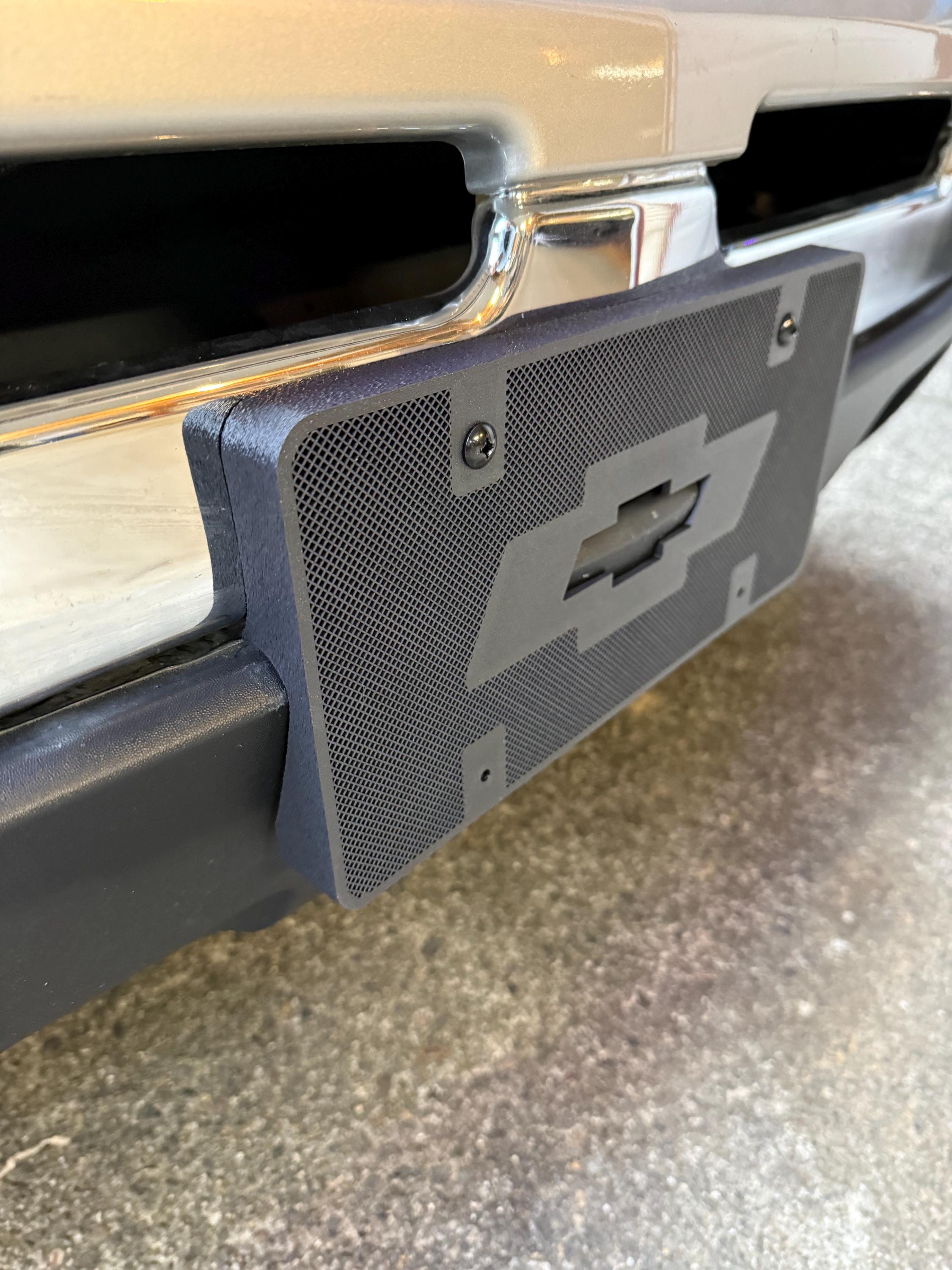 thumbnail image 2 of STO N SHO Quick Release Front License Plate Bracket For Chevrolet SSR 2003-2006 2 of 5
