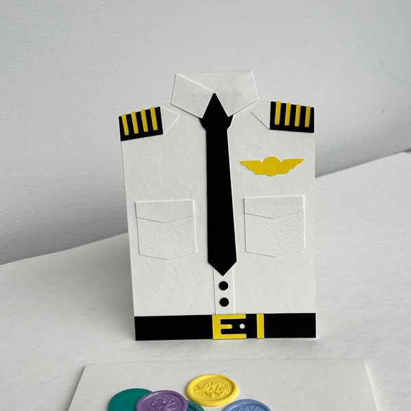 Handgefertigte Pilotenuniformkarte für Luftfahrtbegeisterte, einzigartige, von Piloten inspirierte Karte mit einheitlichem Design – tolles Geschenk für Piloten