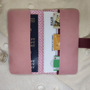 Personalisierte Reisebrieftasche, Gravierte Reisebrieftasche, Geschenk für Reise