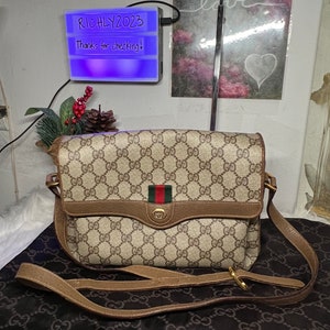 Vintage Gucci dark brown suede GG print shoulder bag with sherry line –  eNdApPi ***where you can find your favorite designer  vintages..authentic, affordable, and lovable.