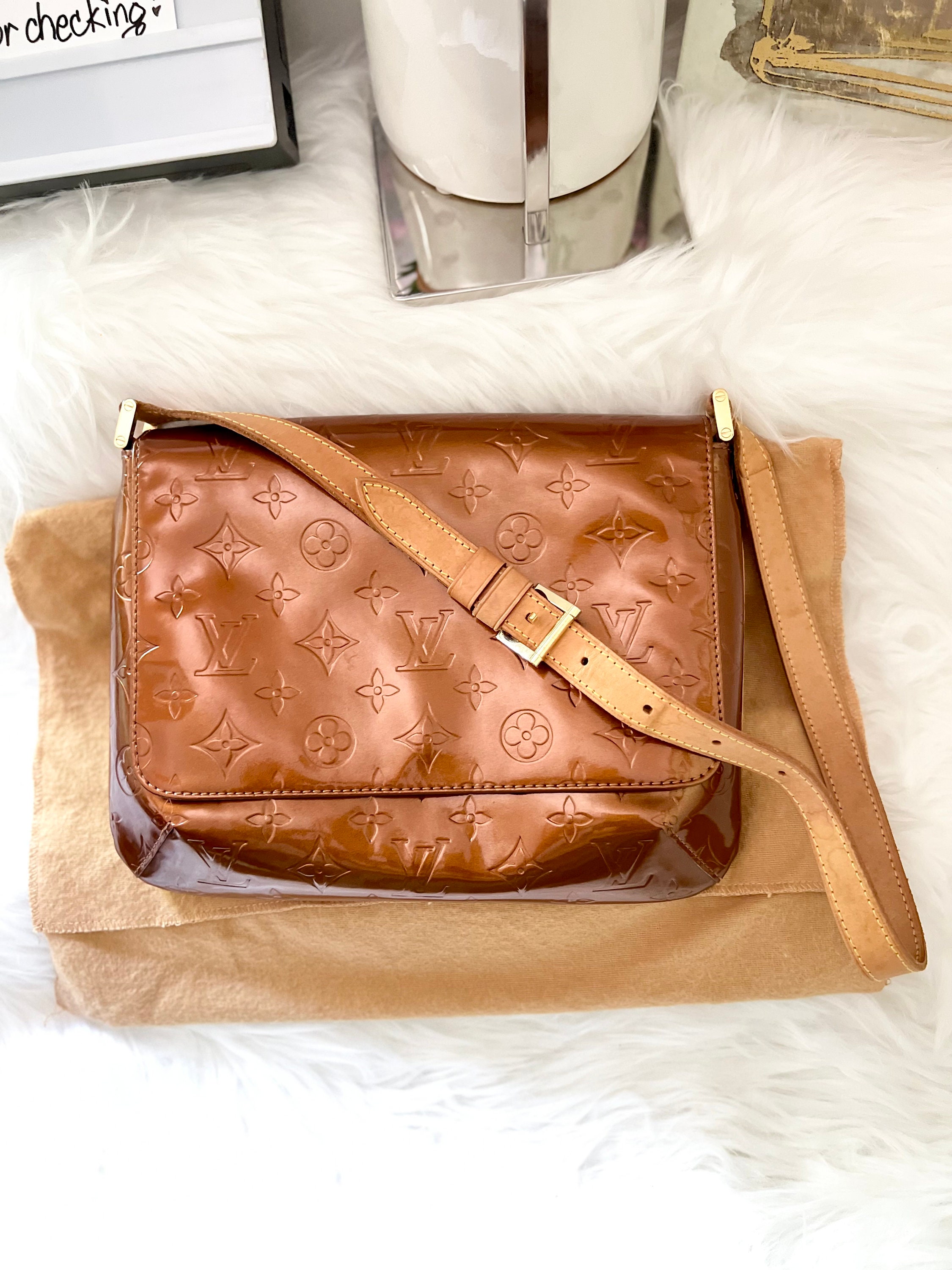 Louis Vuitton Monogram Vernis Wilshire – Just Gorgeous Studio