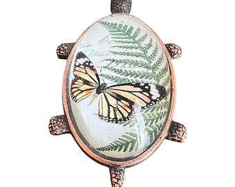 Royal Family Collection Copper/Brass Turtle Glass Dome Shell With Butterfly 2X4 Paperweight, Figurine