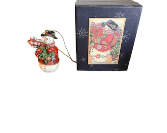 Old Glory Susan Winget 2000 Snowman Ornament 2.75" Tall Boxed With Festive