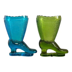 Vtg L.E. Smith Glass Victorian Boot Match Toothpick Holders Set Of 2 Blue, Green
