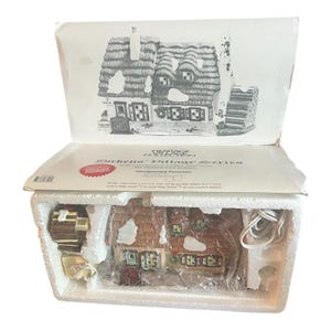 Department 56 Dickens Village Christmas Carol Cottage Chimney 1996 Working
