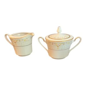 Noritake Fragrance 7025 Porcelain Creamer Sugar Set Lid Daisies Gold Trim Japan