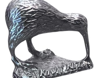Vintage Pewter Kiwi Bird Figurine New Zealand 1"X 1" Small Collectible Sculpture